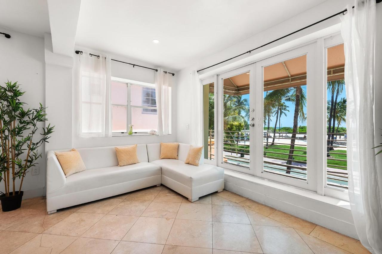 Ocean Drive Apartment Suites In Miami Beach Exterior photo
